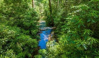 2266 S 4th St, Highlands, NC 28741