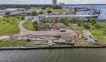 540 Bayview Ave, Biloxi, MS 39530