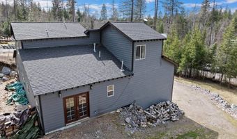 682 Latigo Ln, Bigfork, MT 59911