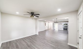 26220 Children Ln, Athens, AL 35613