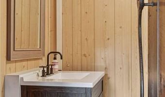 1099 Indian Trl S, Afton, MN 55001