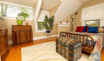 38 Elm St, Charlestown, NH 03603