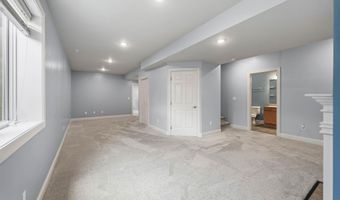 3025 Almond Rd, Ames, IA 50014