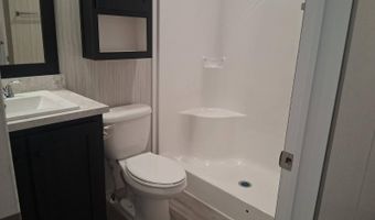 328 W. 53rd St 10, Anderson, IN 46013