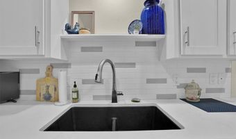 201 Paseo De Vida Loop, Altus, OK 73521