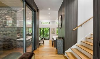 2460 Howell Mill Rd NW, Atlanta, GA 30318