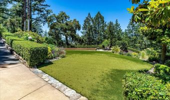 1315 Crestmont Dr, Angwin, CA 94508