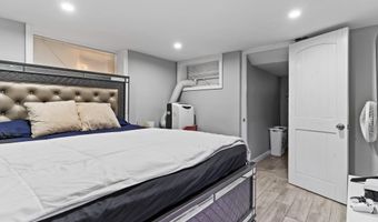 2452 N 4TH St, Harrisburg, PA 17110
