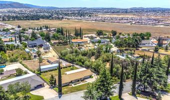 4256 Mockingbird Ln, Banning, CA 92220