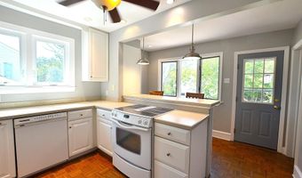 14 HILLSIDE Rd, Claymont, DE 19703