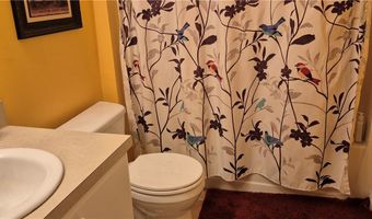 2011 Leroy Ave, Alva, FL 33920