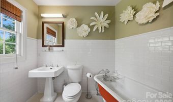 2700 Belvedere Ave, Charlotte, NC 28205
