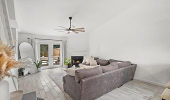 567 AQUATIC Dr, Atlantic Beach, FL 32233