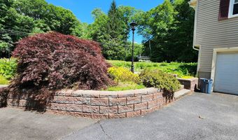 45 Nepaug Rd, Burlington, CT 06013