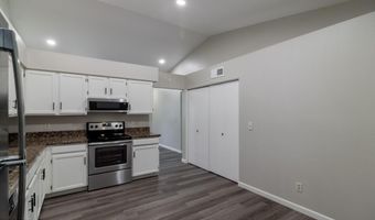 875 S NEBRASKA St 37, Chandler, AZ 85225