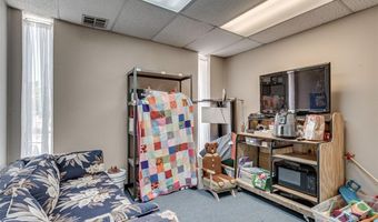 6726 NW 38th St, Bethany, OK 73008