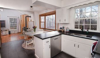 95 Obtuse Hill Rd, Brookfield, CT 06804