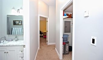 66 Girard Ave 312, Newport, RI 02840