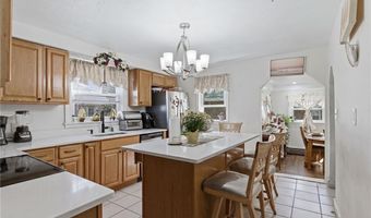 4 Rosemont Ave, Johnston, RI 02919