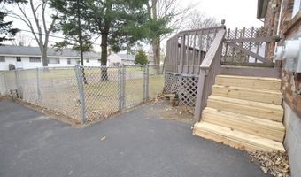 49 Delafield Dr, Albany, NY 12205