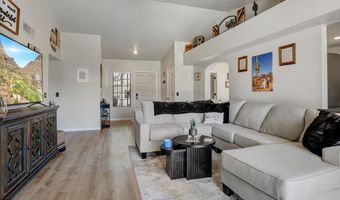 1660 E WHITTEN St, Chandler, AZ 85225