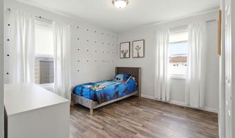 32 Edison St, Bayville, NJ 08721