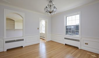 5135 MASSACHUSETTS Ave, Bethesda, MD 20816