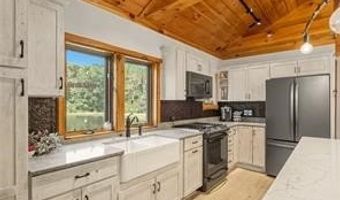 128 Courson Ln, Allegheny Twp., PA 16373
