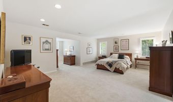 8004 SPLIT OAK Dr, Bethesda, MD 20817
