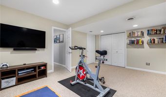 11 Nichole Ln, Coventry, RI 02816
