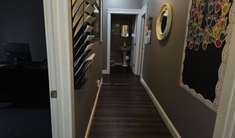 308 W Church St, Aurora, MO 65605