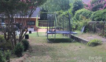 1322 E Barden Rd, Charlotte, NC 28226