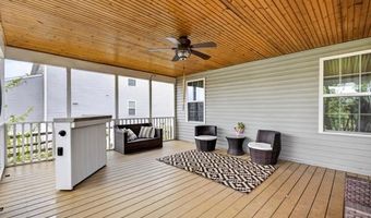 375 DELAWARE RIVER Dr, Clayton, DE 19938