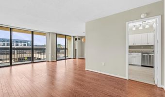 400 MADISON St 310, Alexandria, VA 22314