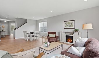 15652 Eddy Creek Way, Apple Valley, MN 55124