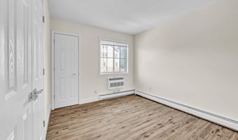 113 Park Ave 20, Danbury, CT 06810