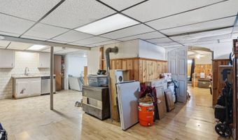 16 Brown St, North Providence, RI 02904