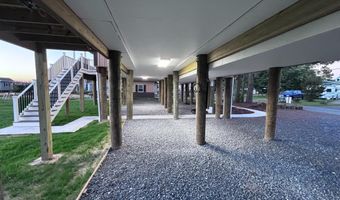 39 N BAY Dr, Dover, DE 19901