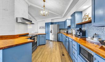 5 Riverwood Ln, Alexander City, AL 35010