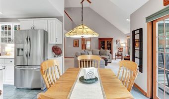 23 Gatehouse Ln, Amherst, NY 14051