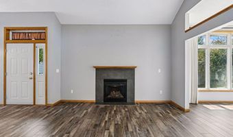 3849 Stonehaven Ct, Anoka, MN 55303
