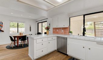 6711 Corintia, Carlsbad, CA 92009