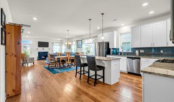 113 Edenton Dr, Barnegat, NJ 08005