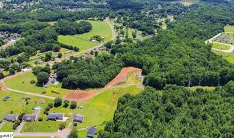 557 Seay Rd, Boiling Springs, SC 29316