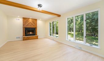 23 Lake Shore County Rd, Beverly Shores, IN 46301