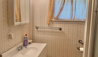 211 7th Ave, Atmore, AL 36502