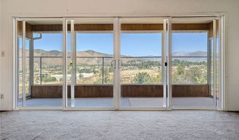 11674 Oak Ln, Yucaipa, CA 92399