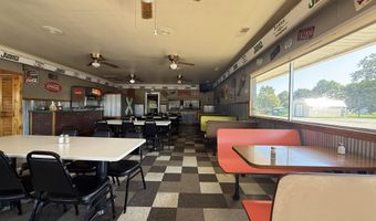 906 E Rochester St, Akron, IN 46910