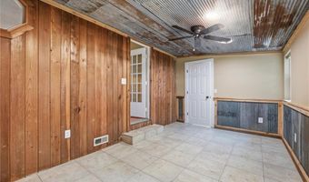 17341 N 158th St, Basehor, KS 66007