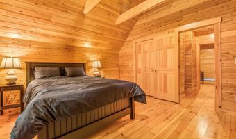 37 Parkhill Point Rd, Belgrade, ME 04917